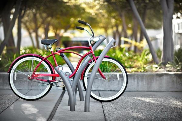 Fahrradständer-aus-Edelstahl-mit-schönem-Design