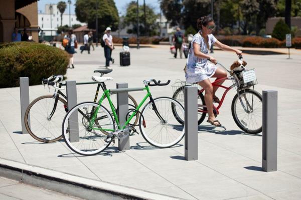 Fahrradständer-mit-schlichtem-Design
