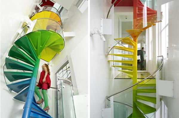 Ideen-für-das-moderne-Interior-Design-Innentreppe-in-vielen-Farben