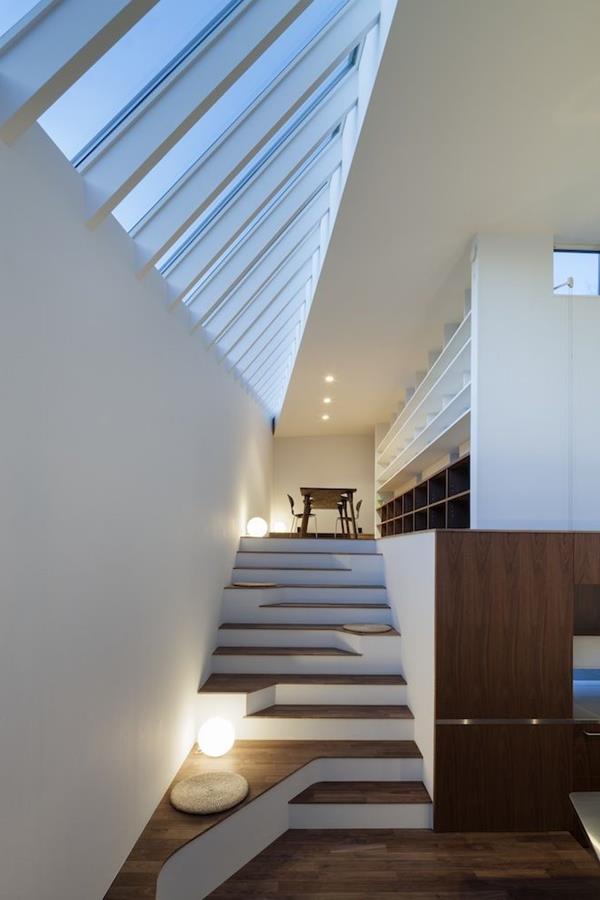 Treppen-mit-außerordentlichem-Design-Interior-Ideen--