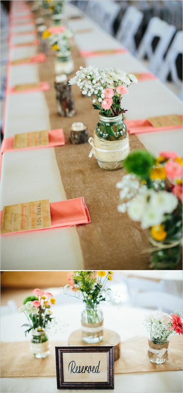 -Vintage-Hochzeit--fantastische-Blumendeko-für-Tisch