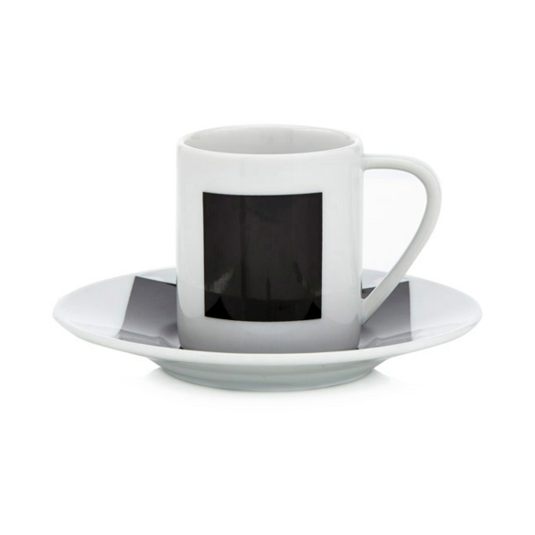 cooles-design-von-espressotasse-weiße-und-schwarze-farbe-hintergrund