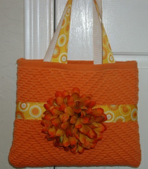einfache-bastelideen-orange-handgestrickte-handtasche