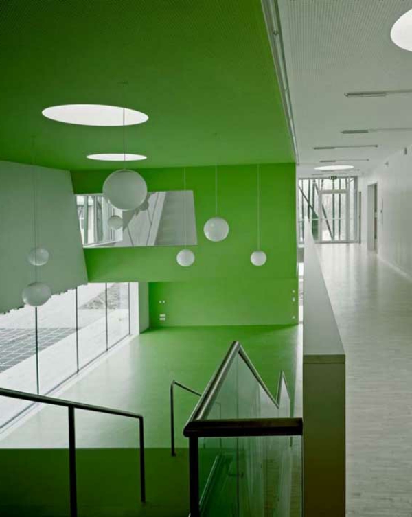 kindergarten-interieur-grüne-wände