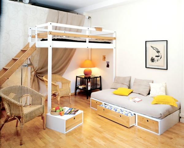 kleines-schlafzimmer-einrichten-weißes-hochbett