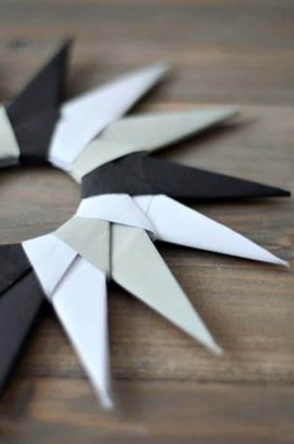 origami-zu-weihnachten-stern-in-garuer-farbe