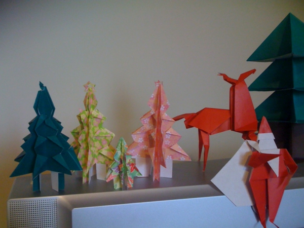 origami-zu-weihnachten-tannenbäume-damhirsche