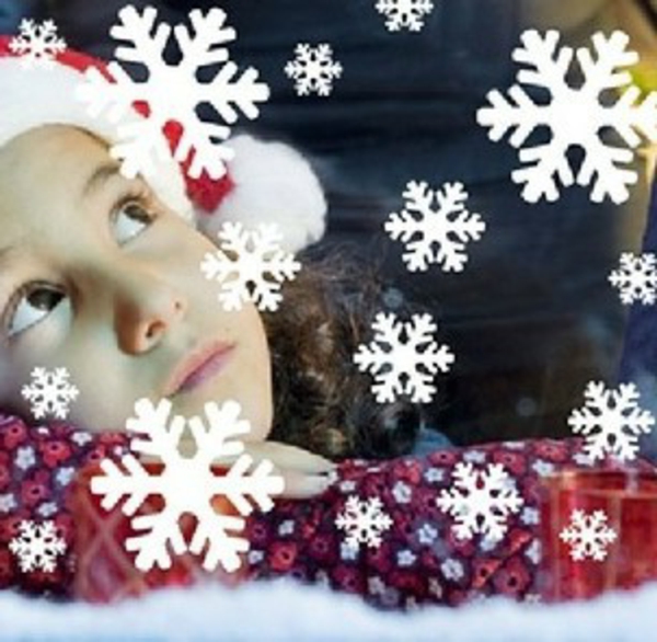süße-schneeflocken-fensterdeko-zu-weihnachten