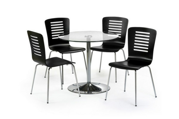 coole schwarze stühle für die küche - hintergrund in weiß