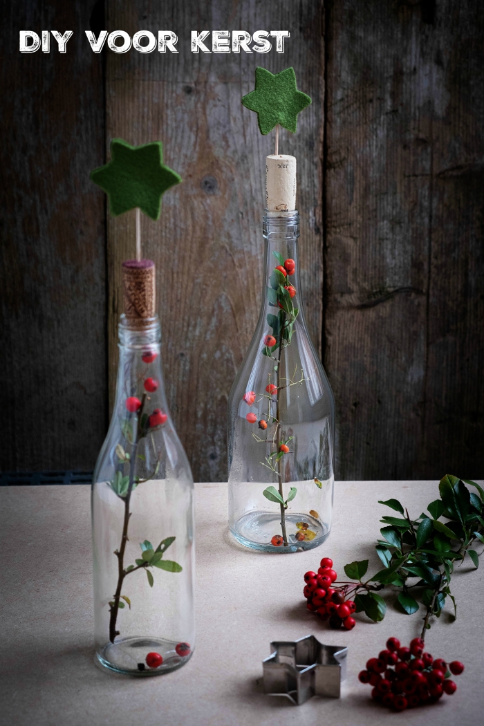 weihnachtsdeko basteln für den tisch, glasflaschen dekorieren, flaschen toppers aus filzstoff