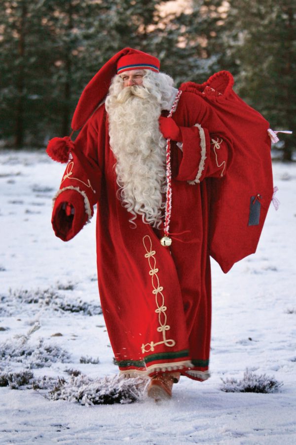 weihnachtsmann-kostüm-sehr-realistisch-aussehen