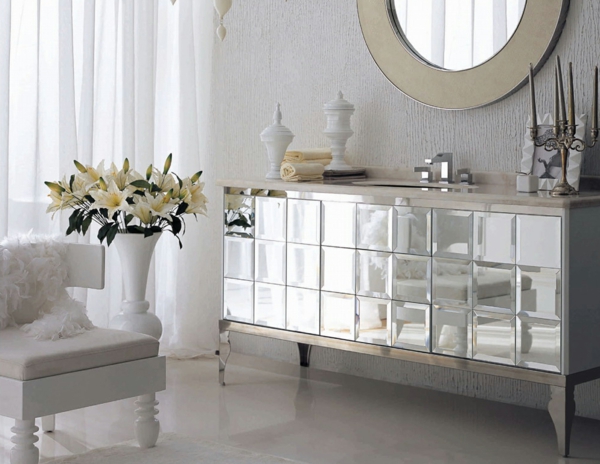 badezimmer-schlicht-elegant-silber-beige