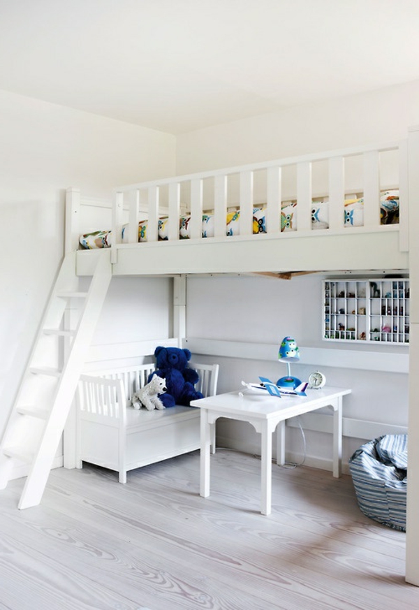 Hochbetten-mit-schönem-Design-Kinderzimmermöbel-in-Weiß