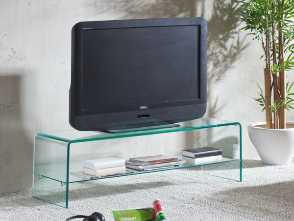 -TV-Tisch-Fernseregal-aus-Glas-moderne-Idee-für-das-Wohnzimmer