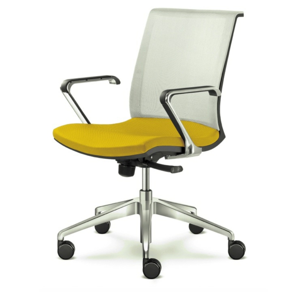 bequemer-Bürostuhl-elegantes-Modell-Büromöbel-in-Gelb