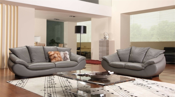 design-ideen-ledersofa-für-das-wohnzimmer -graues-sofa