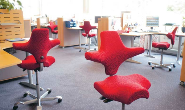 ergonomischer-arbeitsplatz-bürostühle-mit-coolem-design