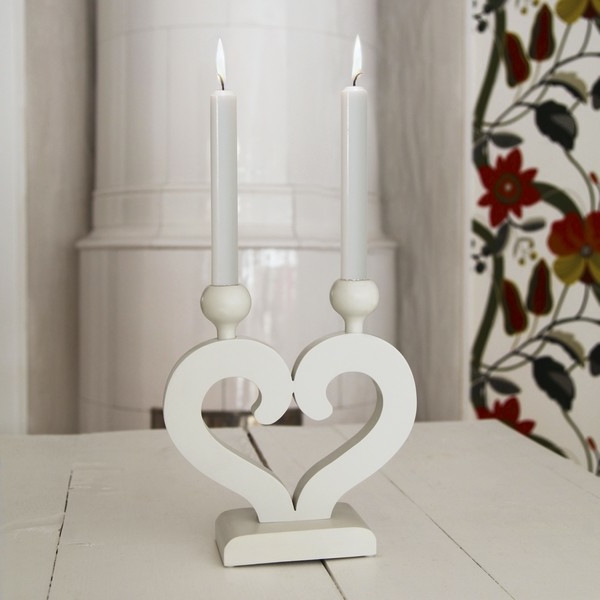 fantastischer-Kerzenhalter-als-eine-tolle-Dekoration-für-Zuhause