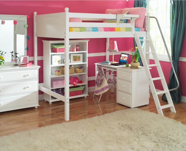 funktionelle-Kinderzimmermöbel-Hochbett-mit-einem-Schreibtisch-in-Weiß
