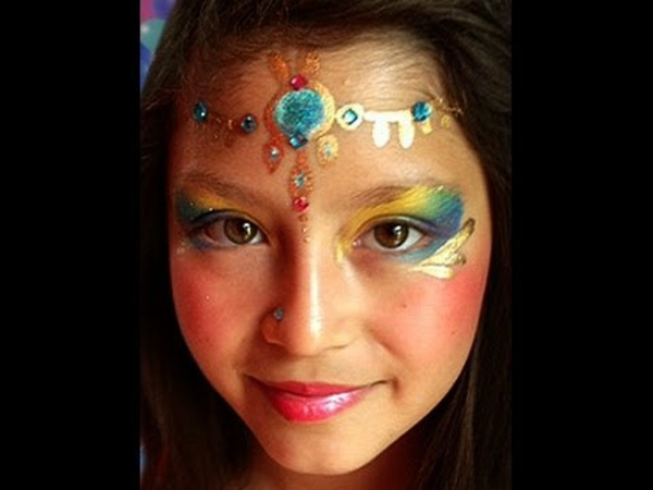 indianer-schminken-für-mächen-sehr-schön-in-bunten-hellen-farben