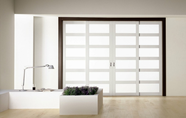 interior-design-ideen-weiße-innentüren-schöne-wohnideen-glastüren-weiß
