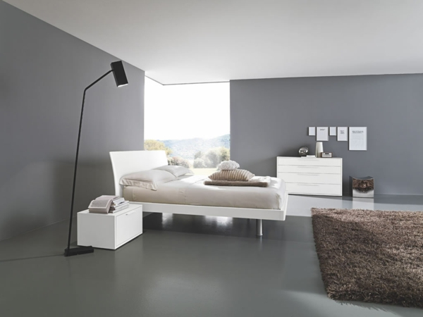 italienische-schlafzimmer-weiße-schöne-gestaltung