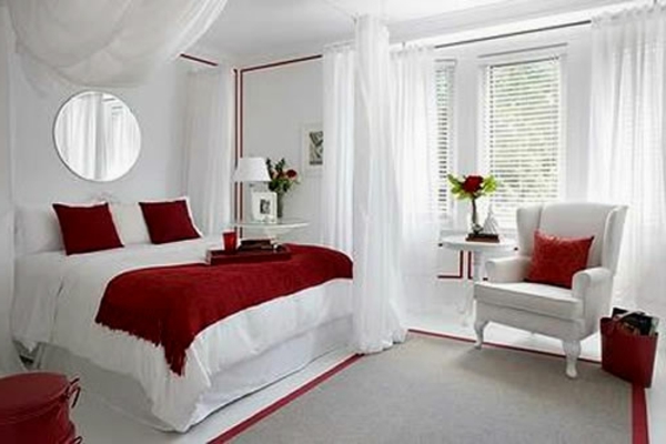 romantisches-schlafzimmer-design-in-weiß-und-rot