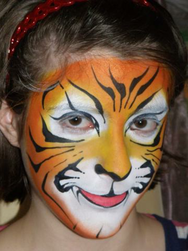 tiger-schminken-eine-schöne-maske-für-mädchen