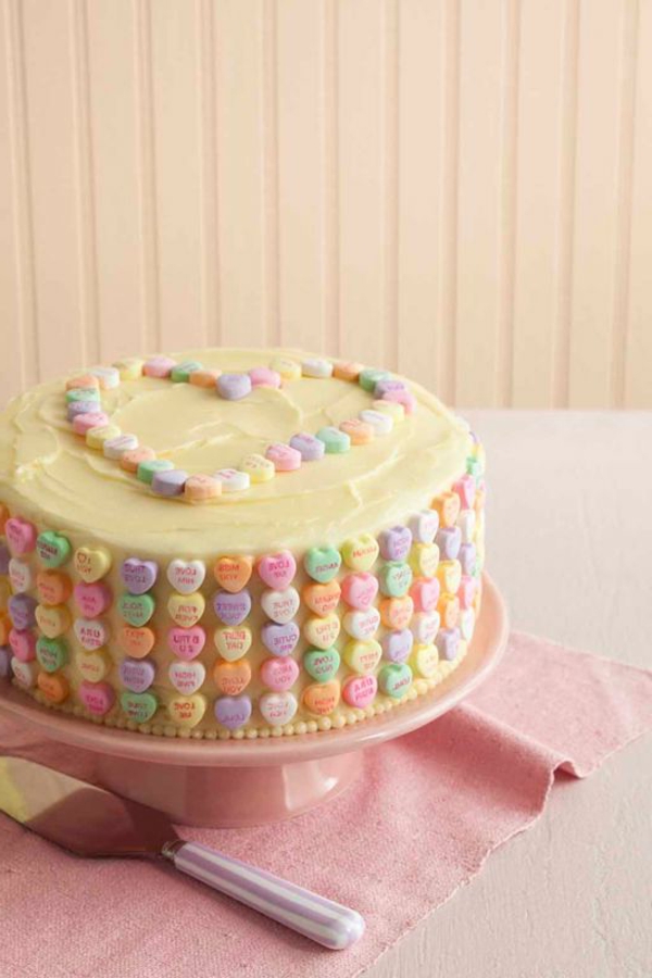 valentinstag-ideen-leckere-süßigkeiten-torte