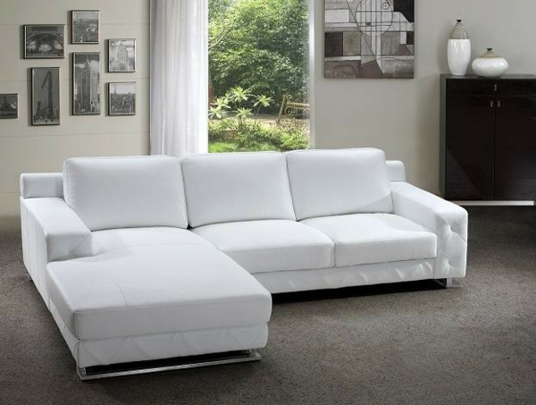 weißes-ledersofa-mit-einem-modernen-design-wohnzimmer-design-sofa-leder-mit-elegantem-design