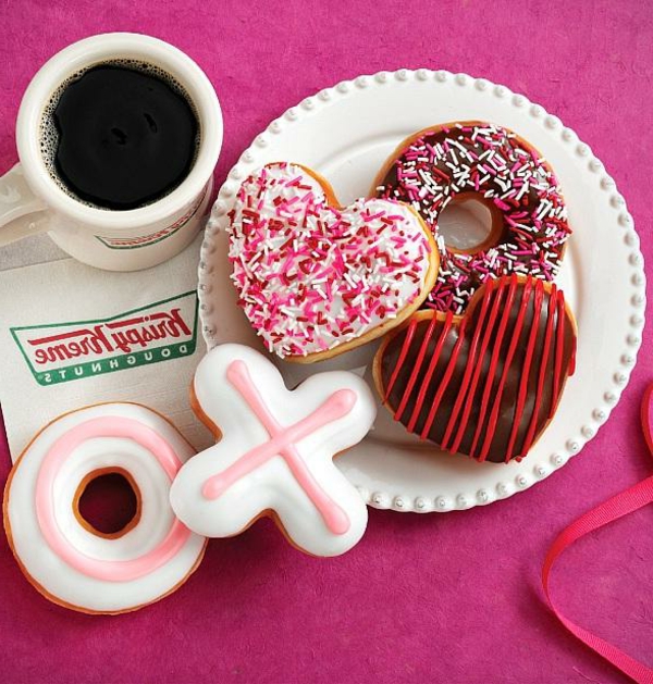 donuts-romantische-liebe-inspiration-valentinstag-ideen-zum-überraschen