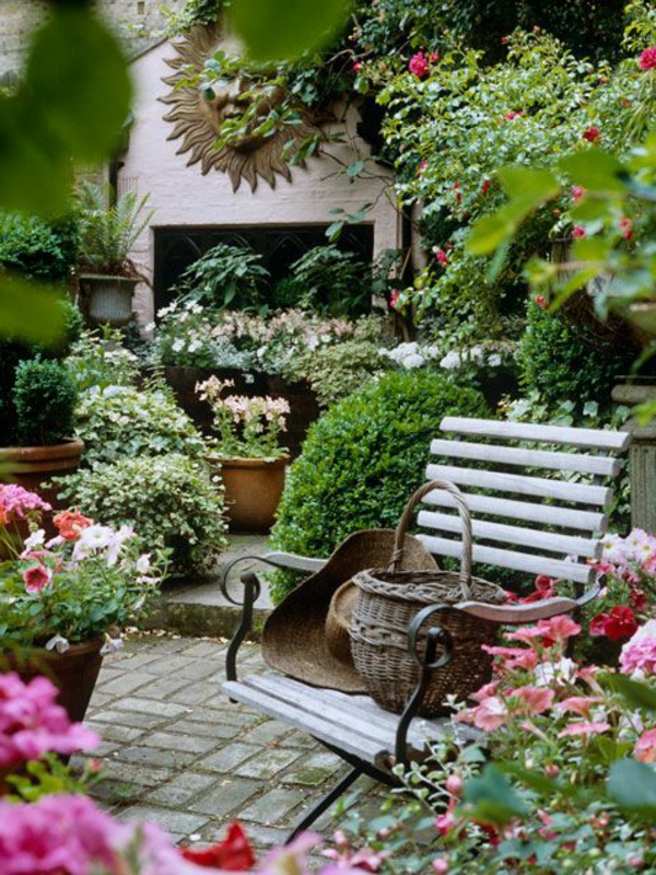 Sitzecke im Garten Relax im Grünen!