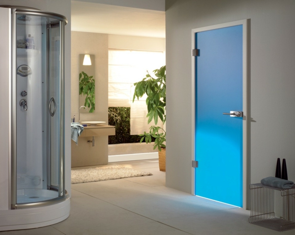 glastüren-innen-fantastische-blaue-farbe-badezimmertür