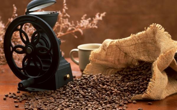 ausmalbilder-ostern-maschine-für-kaffee