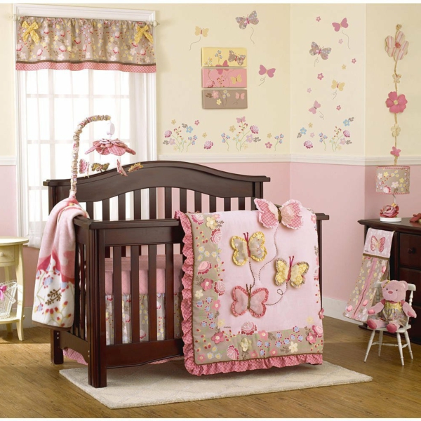 babyzimmer-rosa-baby-bettwäsche-set-babyzimmer-einrichten-babyzimmer-deko