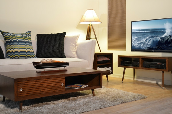 dänische-möbel-super-modernes-weißes-sofa-und-nesttisch