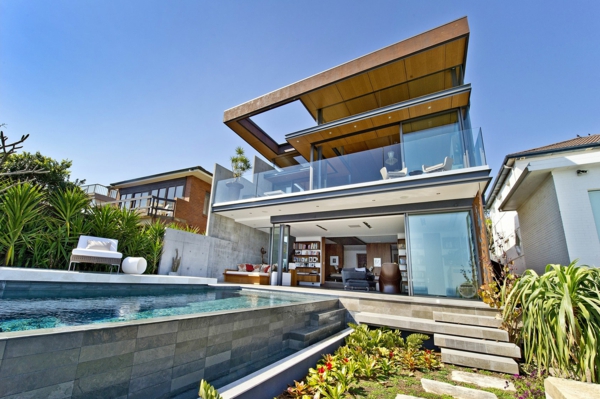 fantastisches-luxushaus-mit-einem-fantastischen-pool-super-moderne-architektur-moderne-architektur-haus-am-strand-terrasse-garten-mit-pool