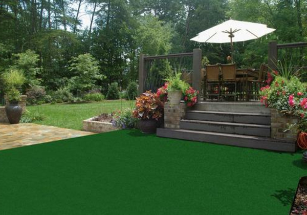 großer-grüner-outdoor-teppich