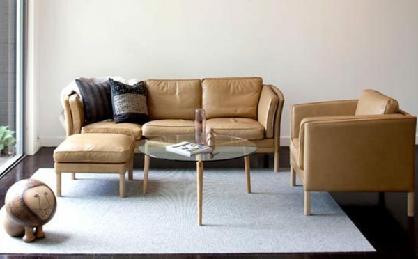 skandinavisches-möbel-beige-sofa