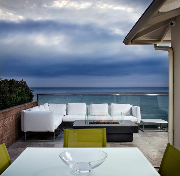super-moderne-terrassengestaltumg-moderne_terrassenmöbel-balkonmöbel-loungemöbel-balkon