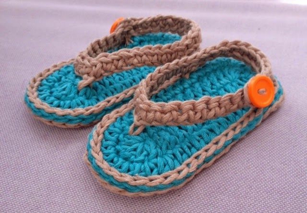 super-süße-sandalen-für-babys-schöne-ideen-häkeln-für-baby-häkeleien-tolles-design-häkeln-anleitung