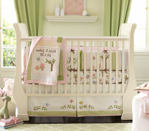 tolle-baby-bettwäsche-set-babyzimmer-einrichten-babyzimmer-deko