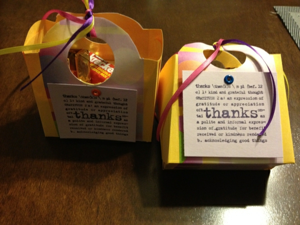 Geschenk-Schachtel-Bänder-Süßigkeiten