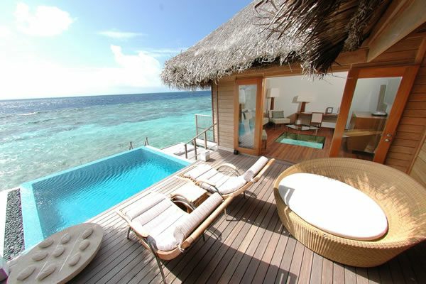 luxus-villas-urlaub-malediven-reisen- malediven-reise-ideen-für-reisen