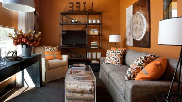 orange-wohnzimmer-design-viele-dekoartikel