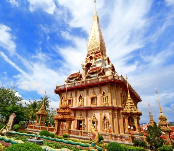 phuket-town Wat Chalong-reisezeit-thailand-rundreise-thailand-thailand-aktuell-thailand-sehenswürdigkeiten
