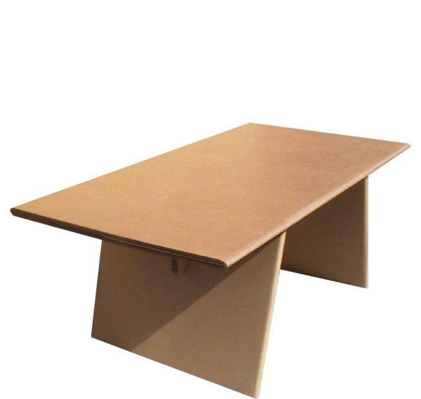 tisch-aus-pappe-effektvolle-möbel-karton-möbel