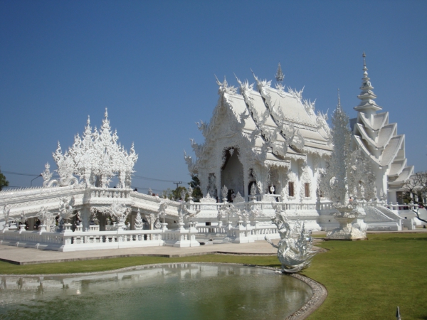 white-palace-chiang-mai1-reisezeit-thailand-rundreise-thailand-thailand-aktuell-thailand-sehenswürdigkeiten Thailand Rundreise