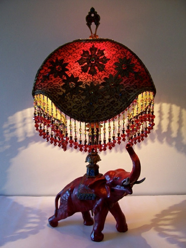 ausgefallene-lampen-rotes-design-sehr-schön - tolles aussehen
