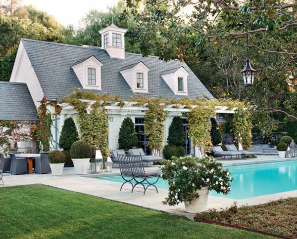 gartenhaus-mit-terrasse-wunderschönes-haus-mit-einem-pool